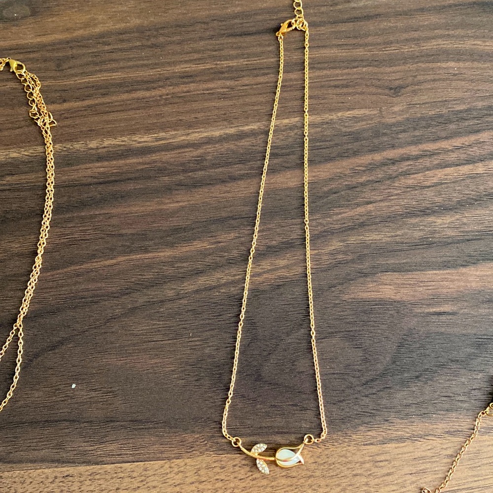 Rose necklace